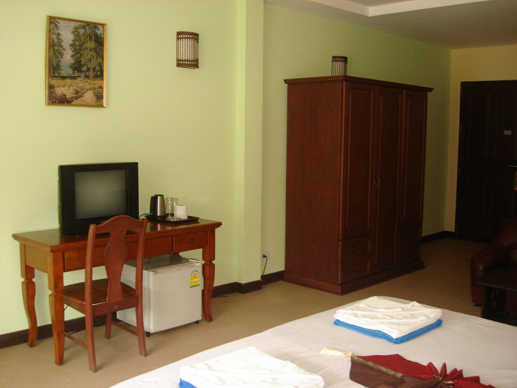 Tropicoza Vandrerhjem Patong Rom bilde